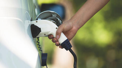 E-Auto in Ladesäule